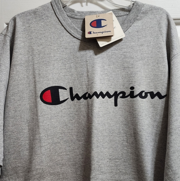 Champion t-shirt - Picture 2 of 4